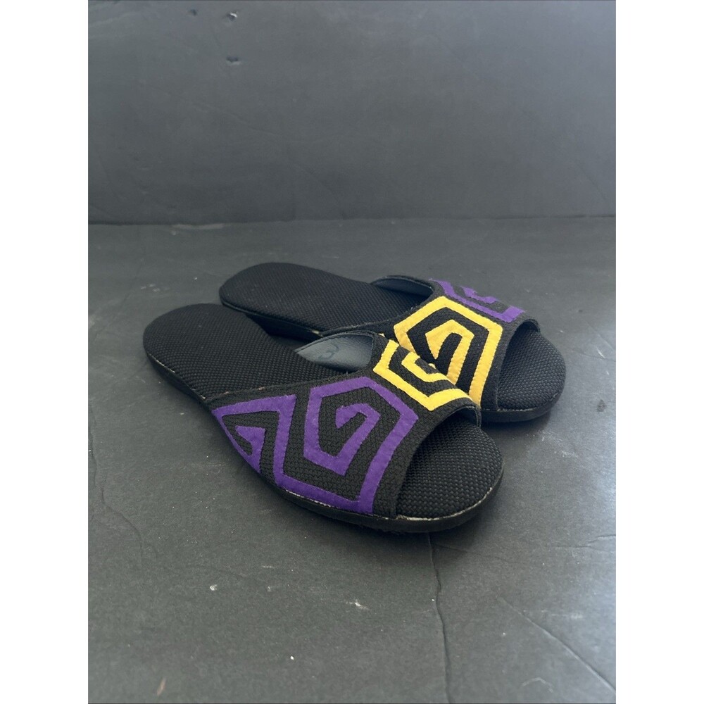 Molas Slippers/Flip Flops - Women SZ 7.5